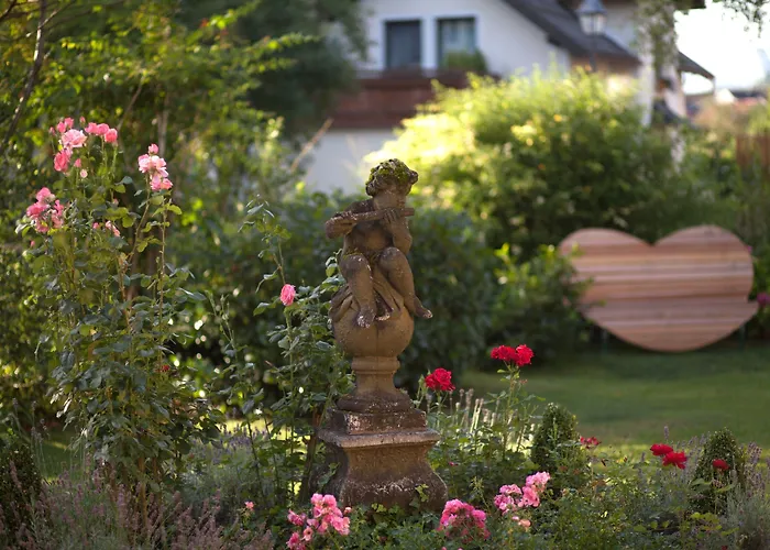 Garten - Hotel Sallerhof